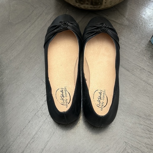 LIFESTRIDE Anika Slip-ons (WIDE) - Picture 7 of 11